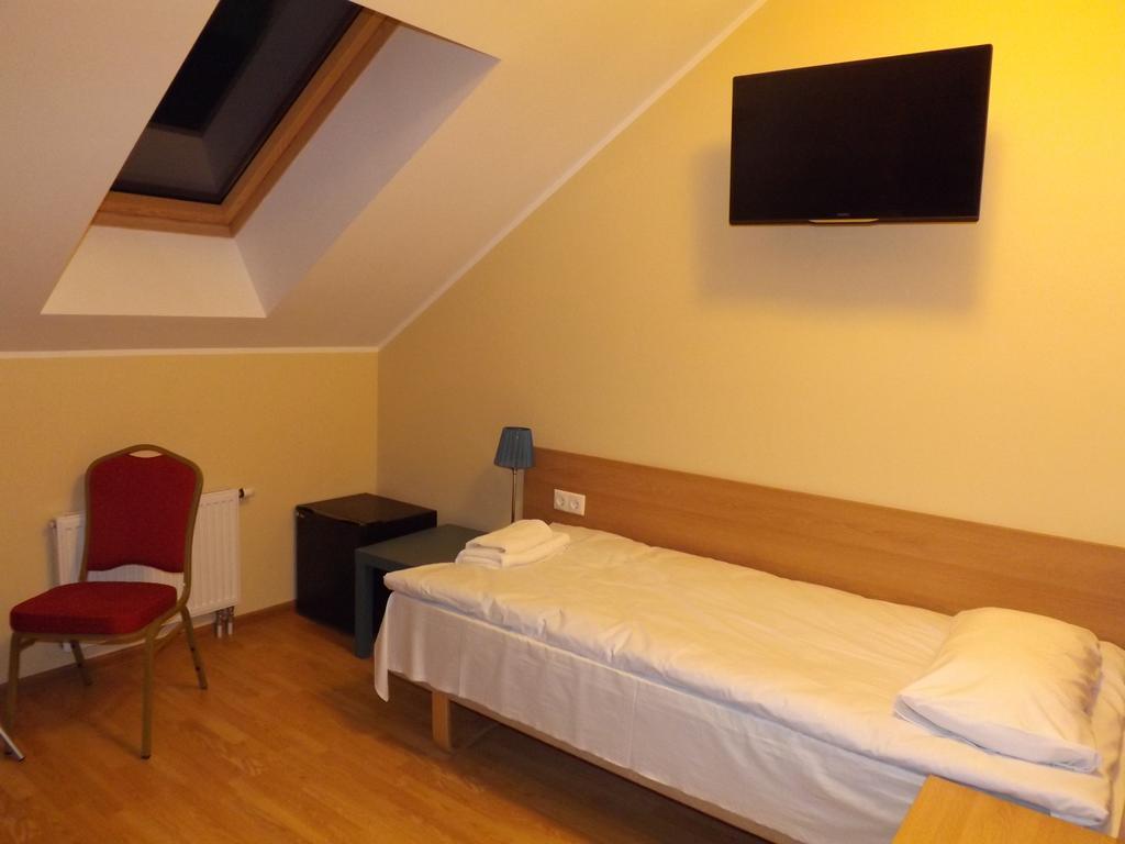 Kaimo Turizmas "Sveciu Namai Moteliukas" أليتس الغرفة الصورة